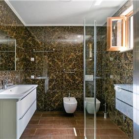 5 bedroom villa with two pools near Tivat, sleeps 10